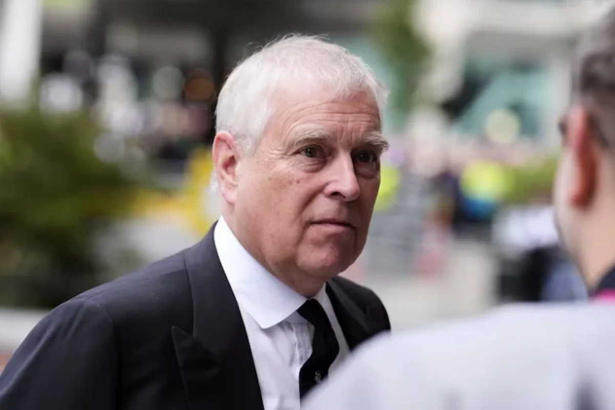 އެޕްސްޓީންގެ މައްސަލައާ ގުޅިގެން ޔޫކޭގެ ކުރީގެ ޕްރިންސް އެންޑްރޫ ހައްޔަރުކޮށްފި