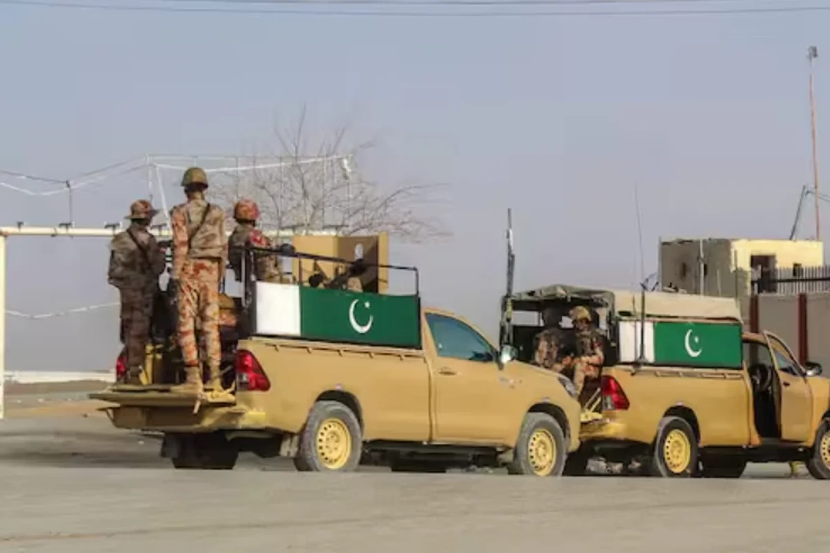 ޕާކިސްތާނުން އަފްޣާނިސްތާނަށް ވަރުގަދަ ވައިގެ ހަމަލާތަކެއް ދީފި