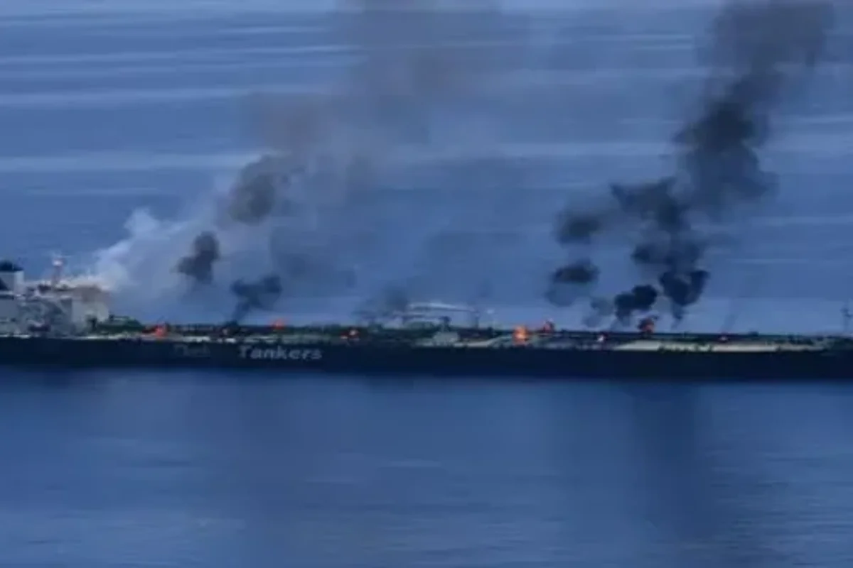 އިރާގުގެ އައްސޭރިފަށުން އެމެރިކާގެ ތެޔޮ ޓޭންކަރަކަށް އީރާނުން ވަރުގަދަ ހަމަލާތަކެއް ދީފި