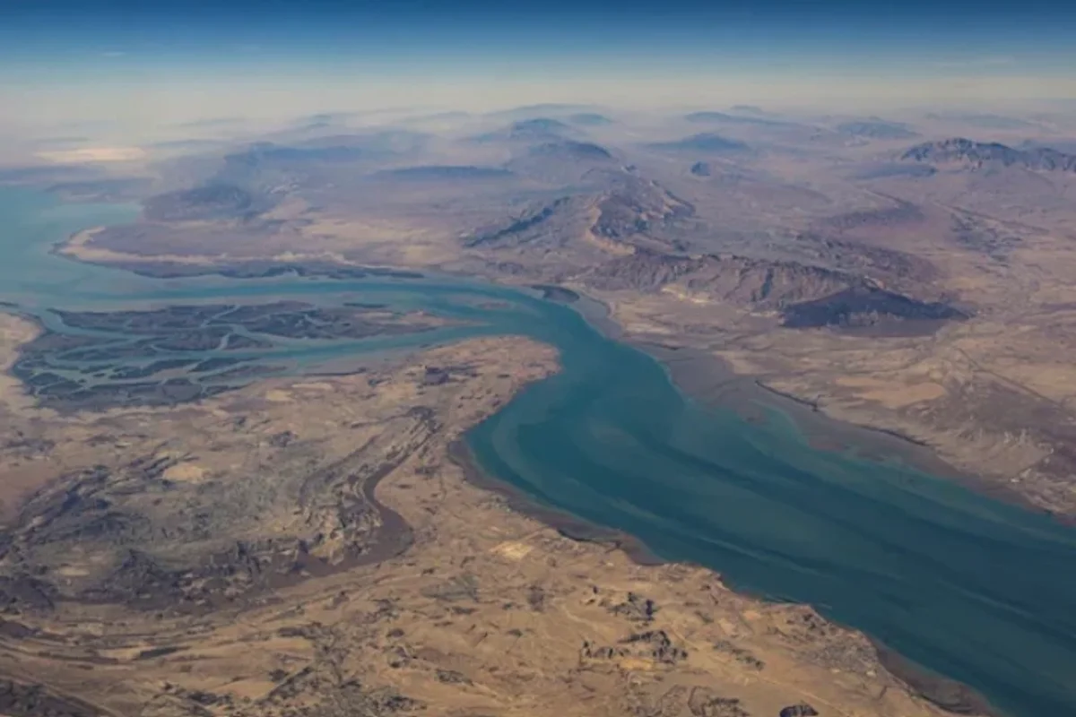 އިރާން އިން އިސްކުރީ ރައްޔިތުންގެ މަސްލަހަތު، ތެހްރާންގެ ހުއްދައާއި އެކު އިންޑިއާގެ 2 ޓޭންކަރު ހޮރްމުޒް ހުރަސްކޮށްފި