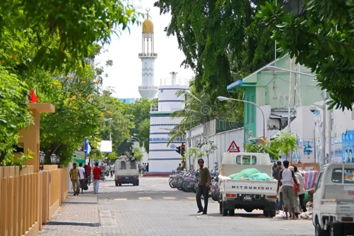 ރާއްޖޭގެ ހޫނުމިން މައްޗަށް: އިހުސާސްކުރެވޭ ހޫނުމިން 35 ޑިގްރީގައި!