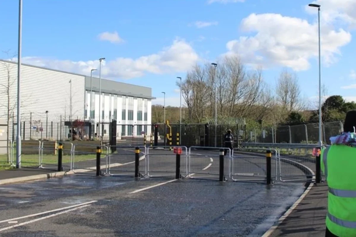 
ޗެކް ރިޕަބްލިކްގައި ހުރި އިސްރާއީލުގެ ހަތިޔާރު އުފައްދާ ކުންފުންޏެއްގެ ފެސިލިޓީއެއްގައި ރޯކޮށްލައިފި