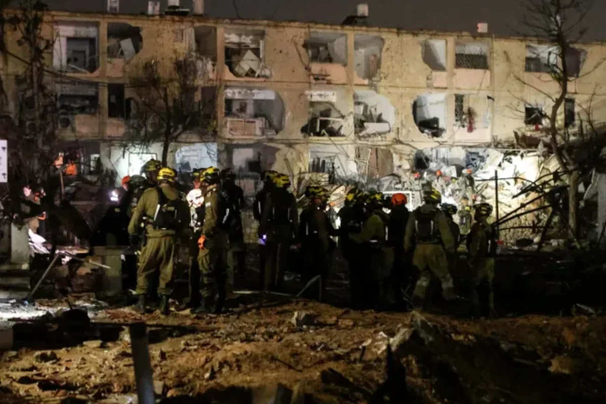 އިރާނުން އިސްރާއިލަށް ދިން ހަމަލާގައި 100 އަށްވުރެ ގިނަ މީހުން ޒަހަމްވެއްޖެ