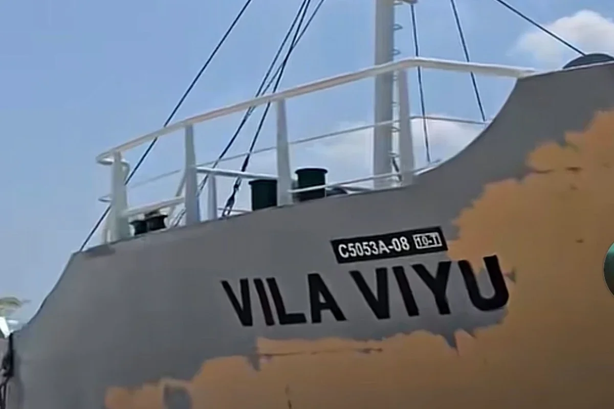 ވޯޓާއި ދިމާކޮށް ސޭޓު ކުންފުންޏަށް މާފަރު އެއާޕޯޓަށް ޖެޓް ފިއުލް ސަޕްލައި ކުރުން