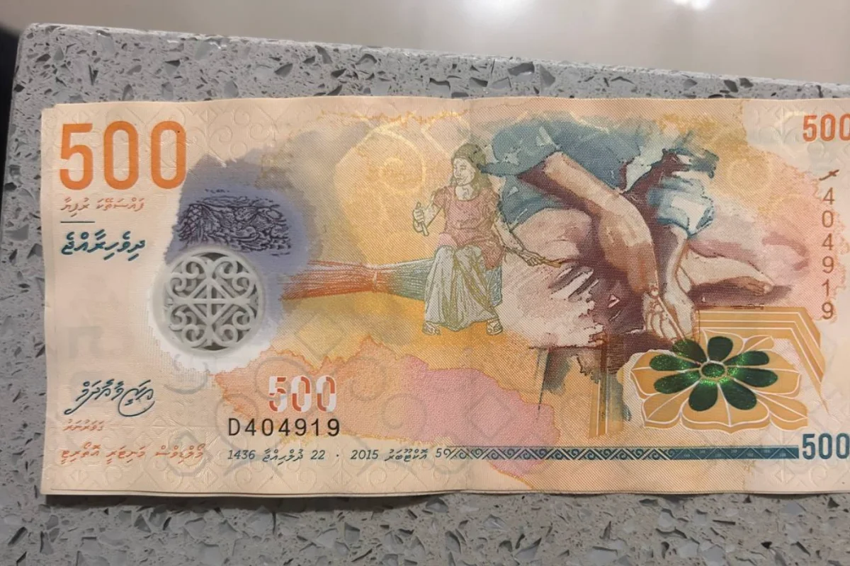 500ގެ ނޫޓުތައް ކުރު، ބައެއް ގަނޑު ދިގު, ފައިސާ ޗާޕުކުރިކަން ފަޅާއަރައިފި