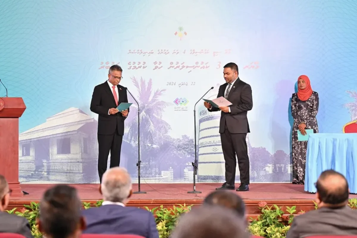 މާލޭގެ އިންތިހާބީ ކައުންސިލަރުން ހުވާކުރުން ސޯޝަލް ސެންޓަރުގައި