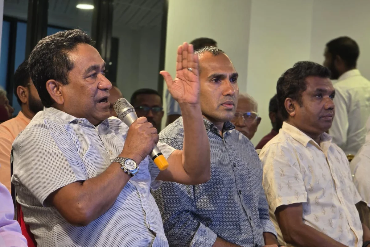 މިއުޅެނީ ވެރިކަމުގެ ހުރި މީހާގެ އުނދަގޫ ބޮޑުވެ ގައުމުގެ މަސްލަހަތު އިސްކުރަން: ރައީސް ޔާމީން