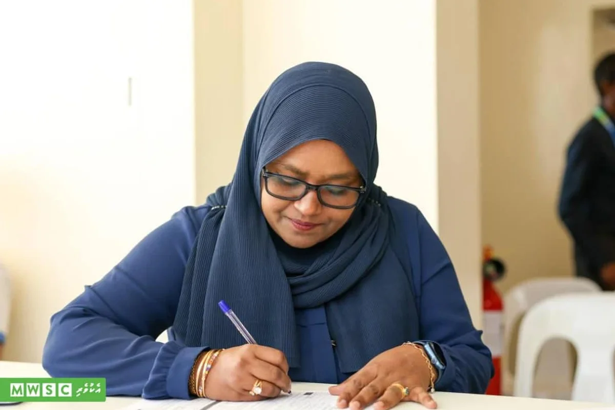 ފެން ކުންފުނީގެ ޗެއަރޕާސަން އެ މަގާމުން ވަކިކޮށްފި
