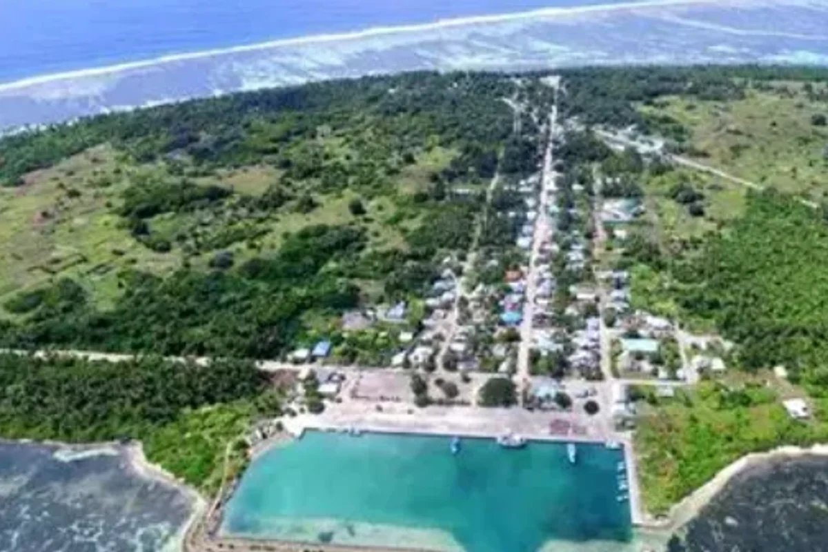 ގދ. ވާދޫ ކައިރީގައި ރާޅާ އަޅަން އުޅުނު ފަތުރުވެރިއަކު ގެނބިގެން މަރުވެއްޖެ
