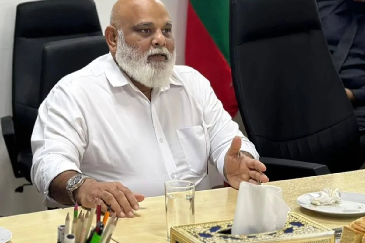 އިސްލާމިކް މިނިސްޓްރީގެ ކުރީގެ ސްޓޭޓް މިނިސްޓަރ އަލީ އާދަމް
