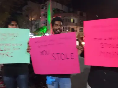 ގޭންގަކަށް ފައިސާ ދީގެން ރައީސް ޔާމީންގެ ޖަލްސާއަށް ހުރަސް އަޅަން މަސައްކަތް ކޮށްފި