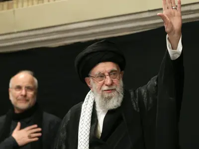 "ލެޔަށް ބަދަލުހިފާނަން" : ޚާމަނާއީގެ އާއިލާ ޝަހީދުކޮށްލުމުން އީރާނުން ހަރުކަށި އިންޒާރެއް