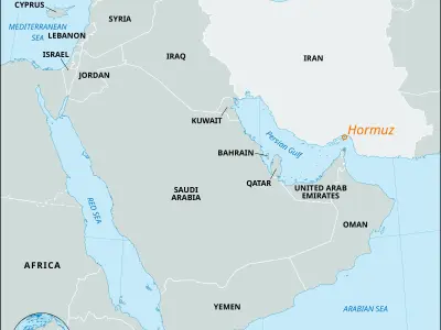 ހޮރްމުޒް ކަނޑުއޮޅި ބަންދުކޮށްފައި ވާކަން އިއުލާން ކުރި ފަހުން ގަވާއިދާއި ޚިލާފަށް އެ ސަރަހައްދަށް ވަން ތެޔޮ ޓޭންކަރަކަށް އިރާން އިން ހަމަލާދީފި