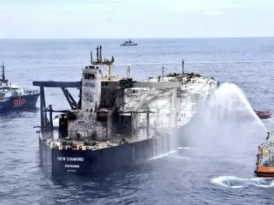 އިޒްރޭލަށް ވާގިވެރިވާ އިންޑިއާގެ 37 އުޅަނދެއް ހުރްމޫޒް ކަނޑުއޮޅީގައި ތާށިވެއްޖެ