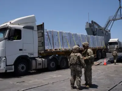 މެދުއިރުމަތީގައި ހުރި އެމެރިކާގެ ބޭސްތައް ހުސްވުމުގެ މަޝްވަރާތައް އެމެރިކާއިން ފަށައިފި ކަމަށް އާރްޓީ އިން ރިޕޯޓްކޮށްފި