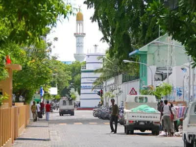 ރާއްޖޭގެ ހޫނުމިން މައްޗަށް: އިހުސާސްކުރެވޭ ހޫނުމިން 35 ޑިގްރީގައި!