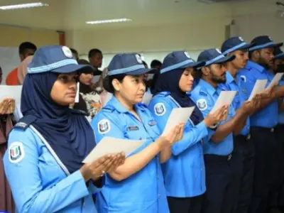 
ޖިންސީ ކުށެއް ސާބިތުވި ދެ އަންހެން ފުލުހަކު ވަޒީފާއިން ވަކިކުރަނީ!