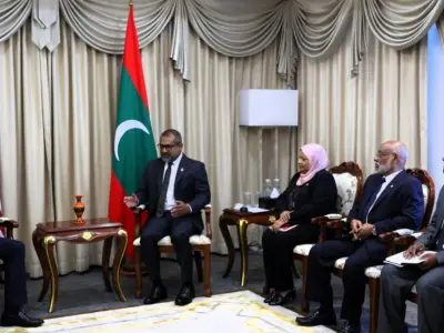 މުސްލިމުންގެ ލޭއޮހޮރުވުމަށް ވާގިވެރިވާ އެމެރިކާގެ މަންދޫބާ ޚަލީލް ބައްދަލުކުރައްވައިފި