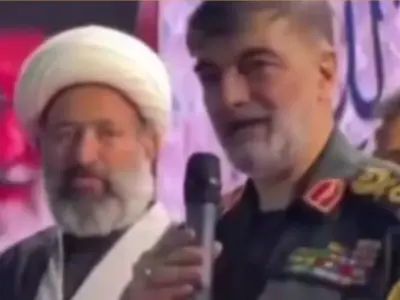 ޓްރަމްޕް ކިބައިން ގްރީންލޭންޑް ސަލާމަތްކުރަން ބޭނުންނަމަ އަހަރުމެން ކައިރީ ބުނެލާ: އިރާން