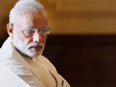 އިރާން ހަނގުރާމައިގައި ސުލްހައިގެ މެދުވެރިއަކަށް ޕާކިސްތާން. ނުފޫޒު ގަދަކަމަށް ދައުވާ ކުރާ މޯދީ ދުނިޔޭގެ ސަފުން ބާކީ ވެއްޖެ