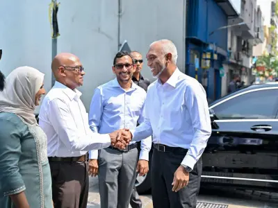 ޕީއެންސީގެ "ބޮޑު ހިނގާލުމަށް" ސަރުކާރު މުވައްޒަފުންނަށް މަޖުބޫރުކޮށް ވަޒީފާގެ ބިރުދައްކަނީ