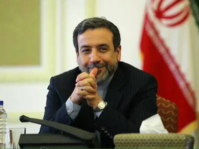 އައްބާސް އަރާޗީ: ހުޅަނގުން ތައުލީމު ހާސިލްކޮށް، އީރާނުގެ ދިފާއީ ބާރަށްވީ ކެރޭ ސިޔާސީ ޝަޚުޞިއްޔަތެއް