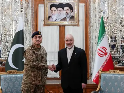 އީރާނުގެ އިތުބާރު އޮތީ ޕާކިސްތާނަށް: ދެ ގައުމުގެ އަސްކަރީ ގުޅުން ވަރުގަދަވަނީ