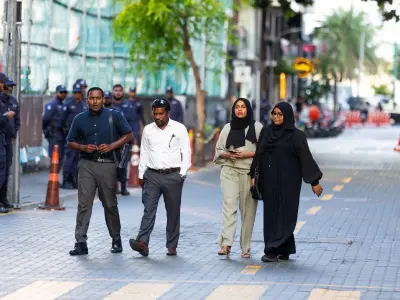 ޢީޝާ ހާޒިރުކުރި ގަޑިއަށް މަގުތައްވެސް ބަންދު!